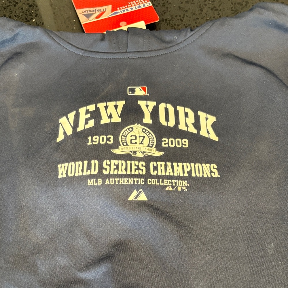 Majestic Navy New York Yankees 2009 World Series Champions Hoodie